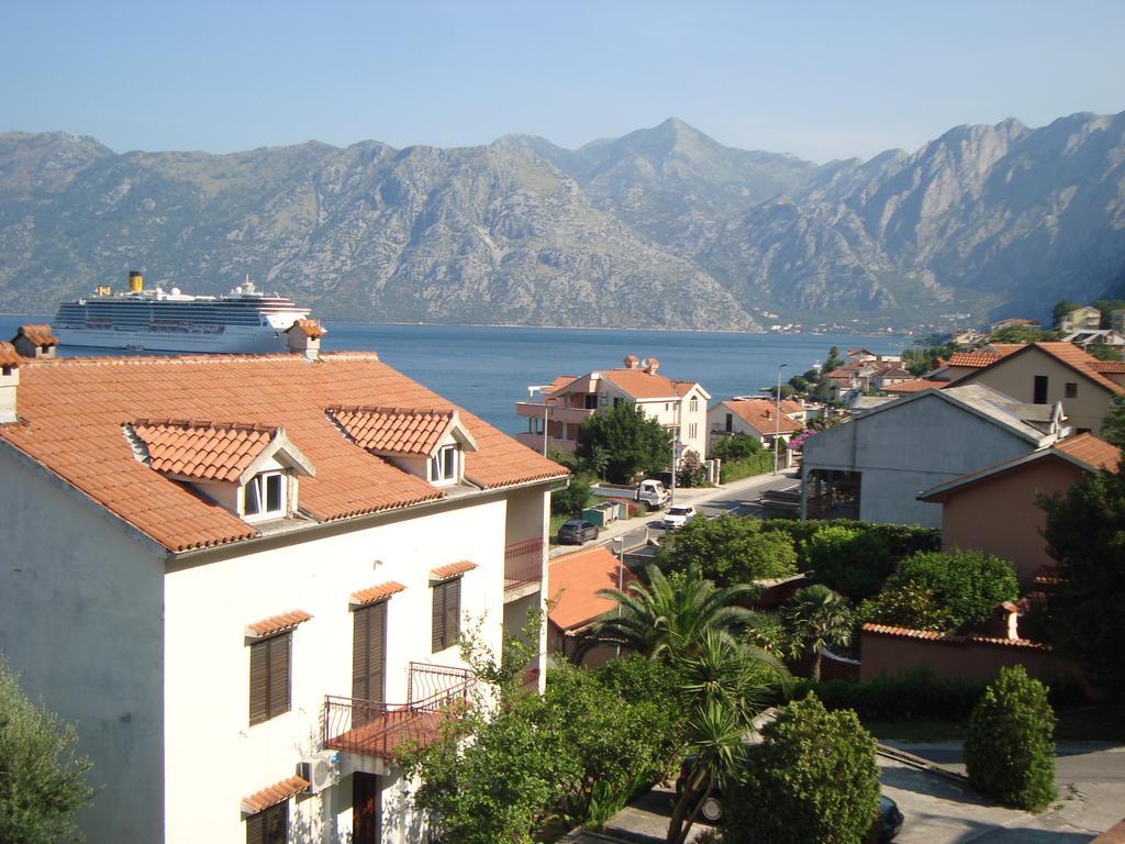 Apartment Adela Kotor Exteriör bild