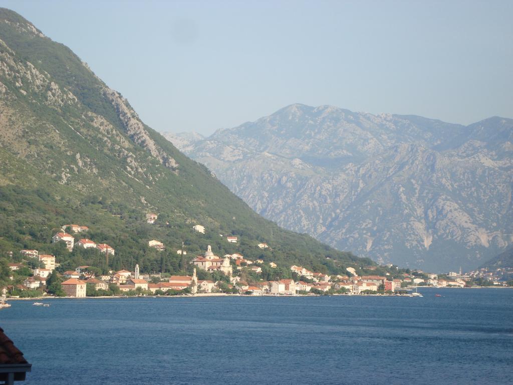 Apartment Adela Kotor Exteriör bild