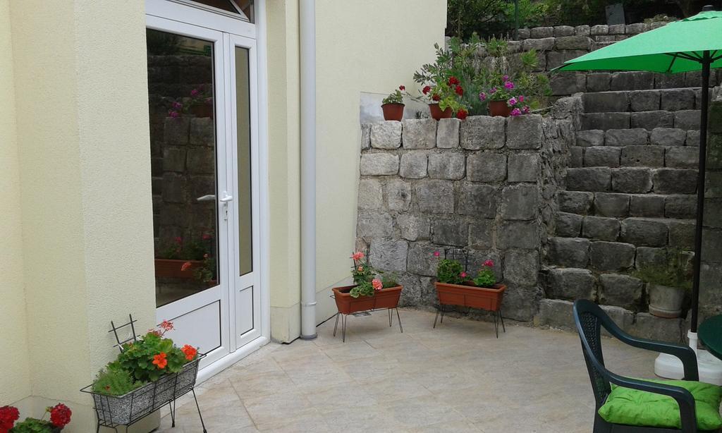 Apartment Adela Kotor Exteriör bild